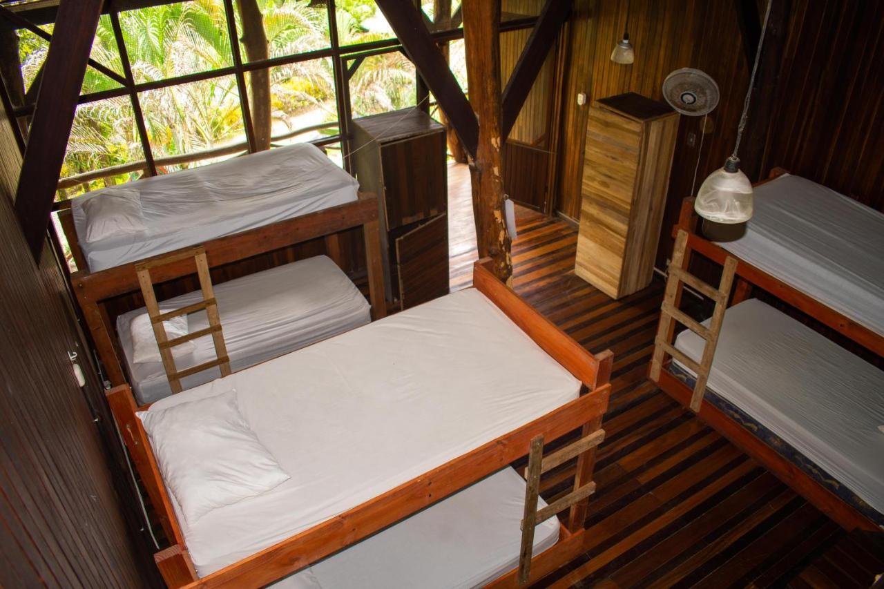 Hostel Plinio Manuel Antonio Exterior foto